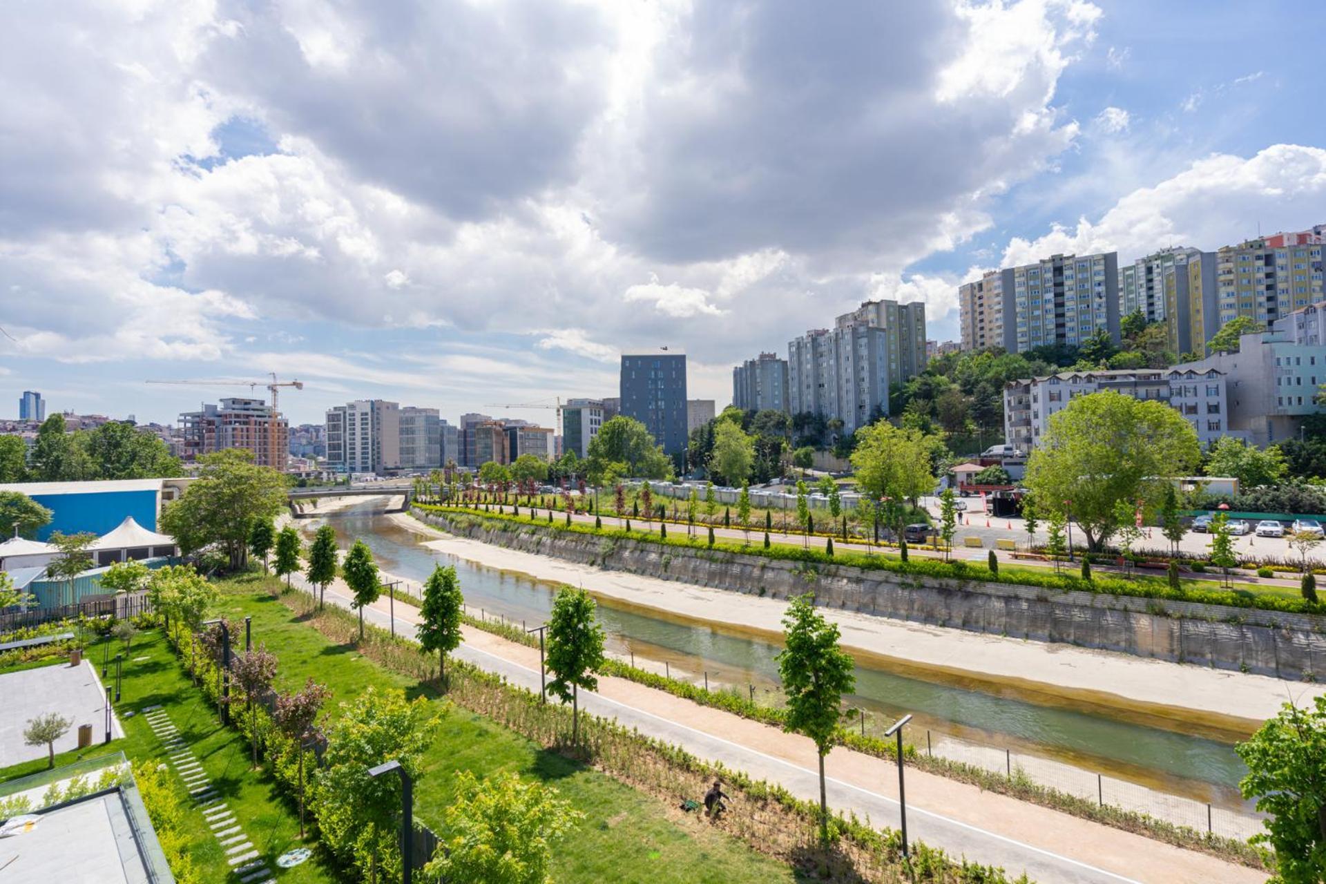 The Superior Living Kagithane Istanbul Exterior photo